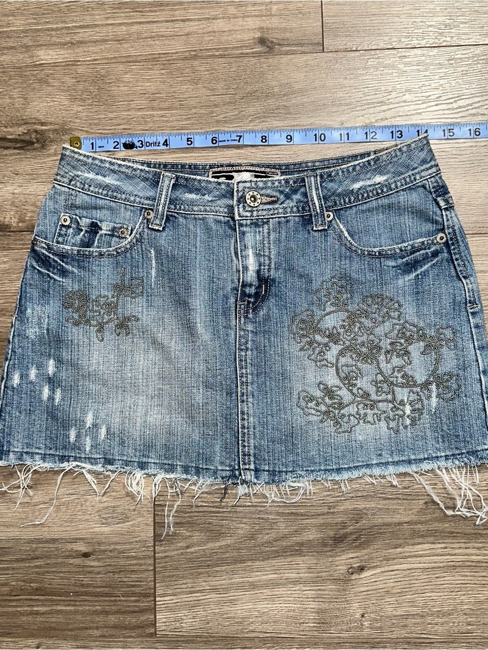 Y2K Embroidered Distressed Denim Mini Skirt - Picture 8 of 9